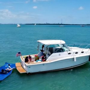 051ef3ec-2f9c-47c2-bba8-ba08d10f2add